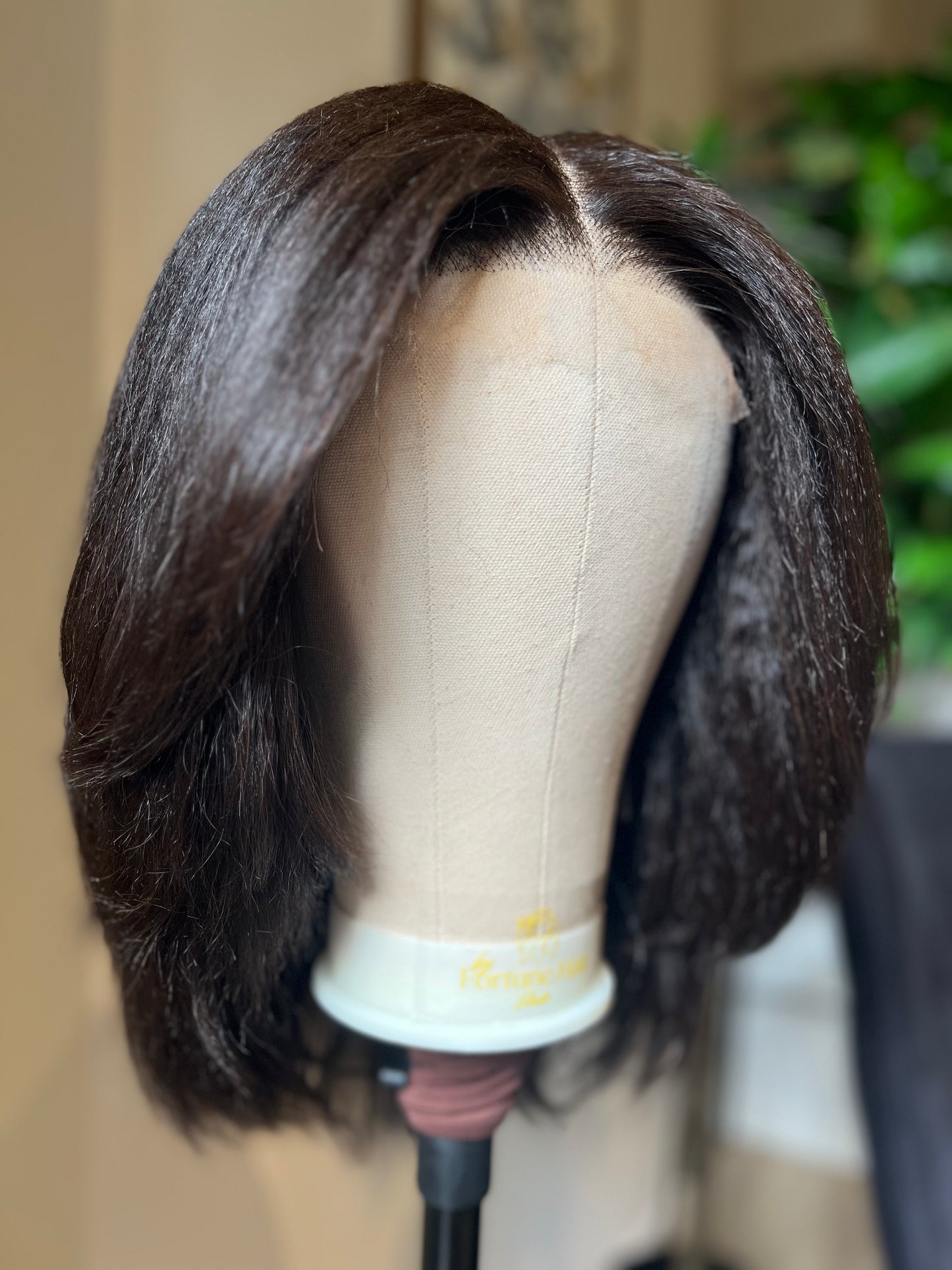 Short Bob cheveux Kinky lisse/ Closure HD lace 5X5