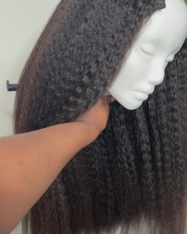 Kinky  Latifa U-Part Wig straight/ 289€: code :INGRID