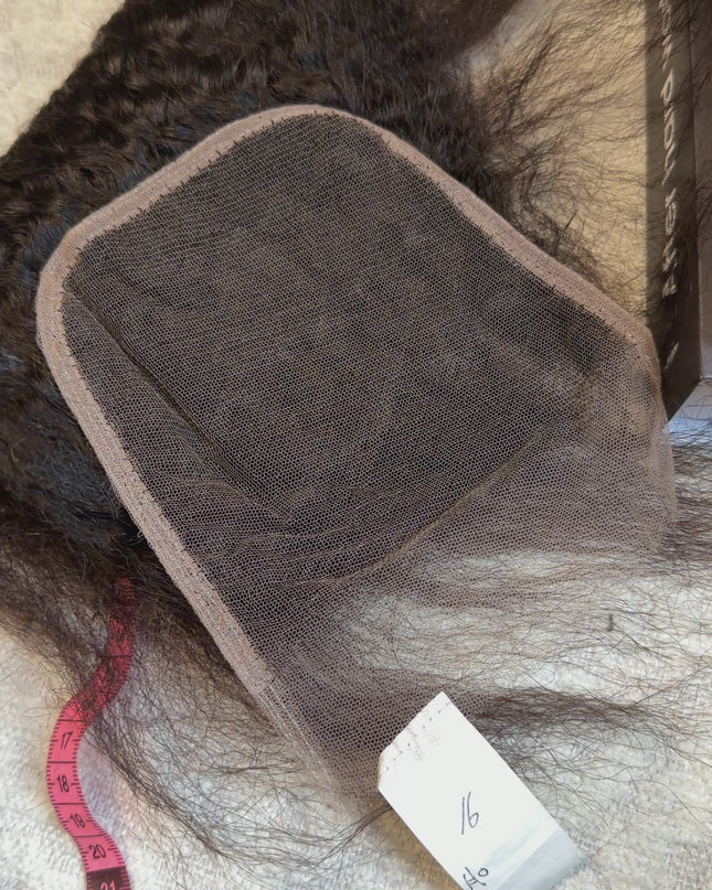Bundle: Lot de 3 Tissages Kinky straight + Closure Lace kinky straight 5x5 / 10A/HD